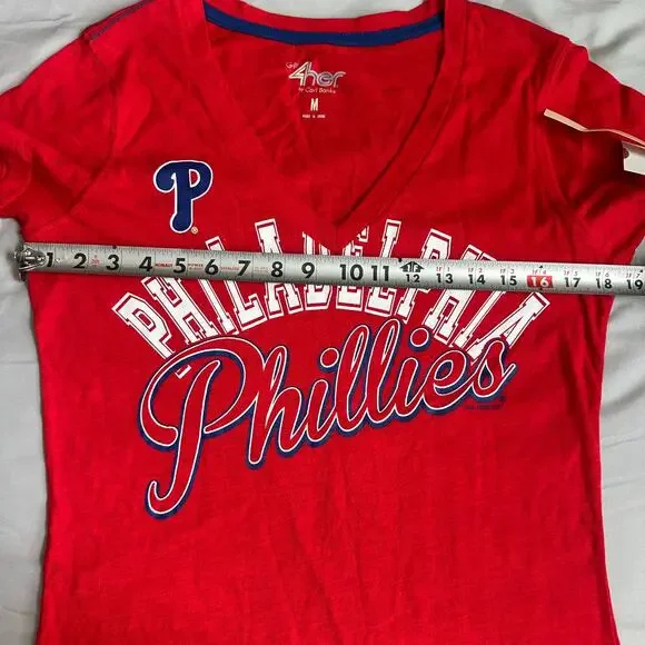 G-III 4her Red, MLB Philadelphia Phillies, V-Neck, Short Sleeve T-Shirt NWT- M - Picture 8 of 10